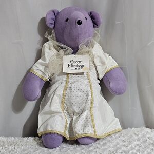 North American Bear Co. -  Vintage VIB Queen Elizabear Collector Bear - 1982